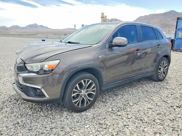 JA4AP3AU8HZ032800 2017 MITSUBISHI OUTLANDER - Image 1