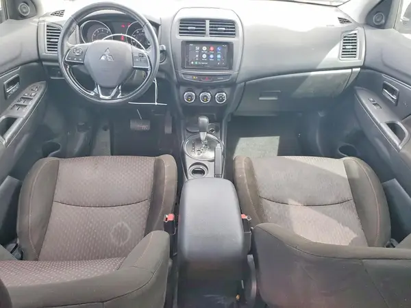 JA4AP3AU8HZ032800 2017 MITSUBISHI OUTLANDER - Image 8