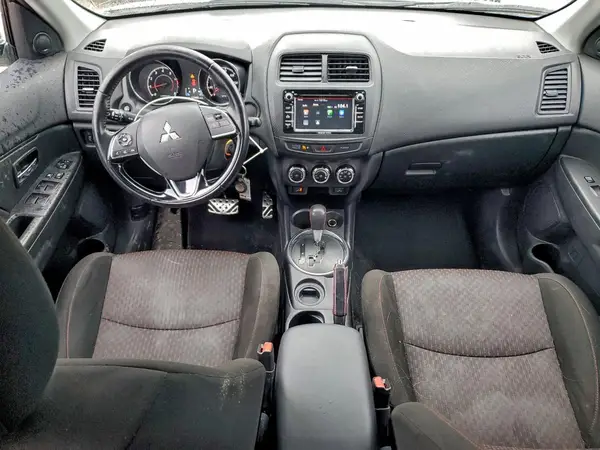 JA4AP3AU8HZ040346 2017 MITSUBISHI OUTLANDER - Image 8