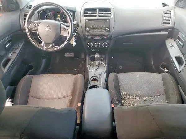 JA4AP3AU8HZ047507 2017 MITSUBISHI OUTLANDER - Image 8
