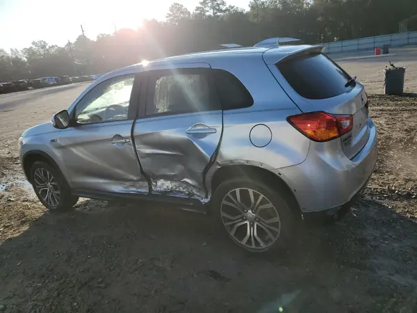JA4AP3AU8HZ065344 2017 MITSUBISHI OUTLANDER - Image 2