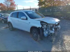 JA4AP3AU8HZ068714 2017 MITSUBISHI OUTLANDER