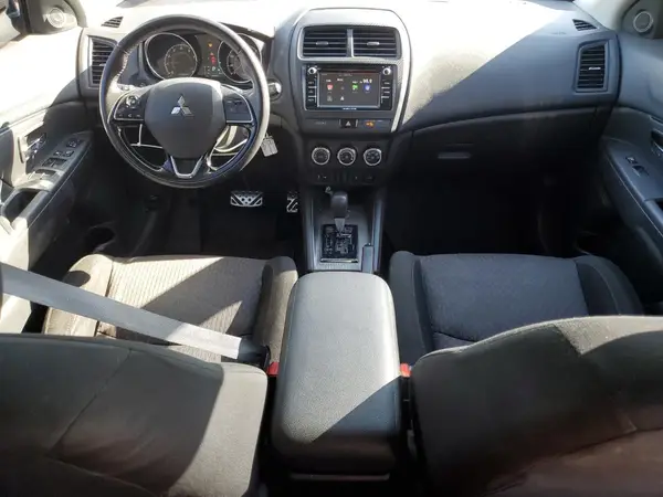 JA4AP3AU8JU003509 2018 MITSUBISHI OUTLANDER - Image 8