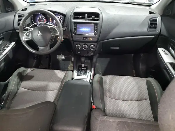 JA4AP3AU8JU003977 2018 MITSUBISHI OUTLANDER - Image 8