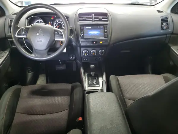 JA4AP3AU8JU005762 2018 MITSUBISHI OUTLANDER - Image 8