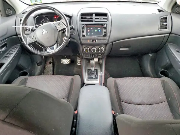 JA4AP3AU8JU008936 2018 MITSUBISHI OUTLANDER - Image 8