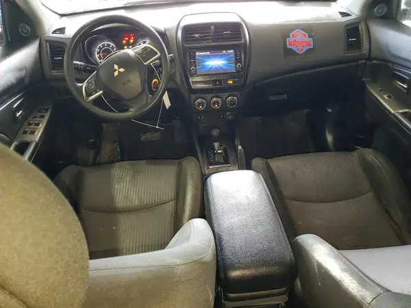 JA4AP3AU8JU024151 2018 MITSUBISHI OUTLANDER - Image 8