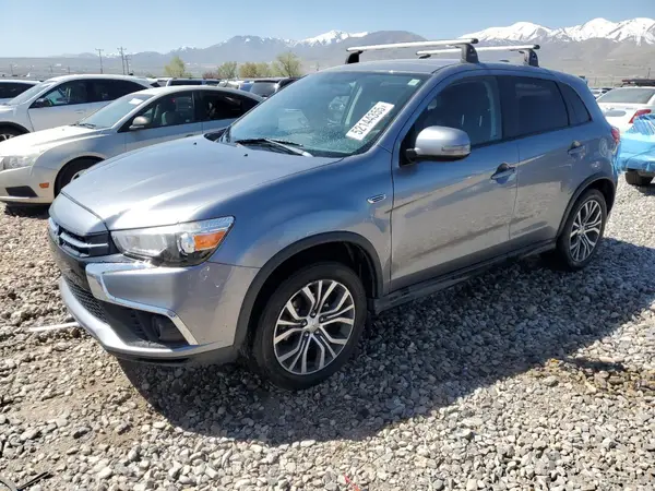 JA4AP3AU8JZ005702 2018 MITSUBISHI OUTLANDER - Image 1