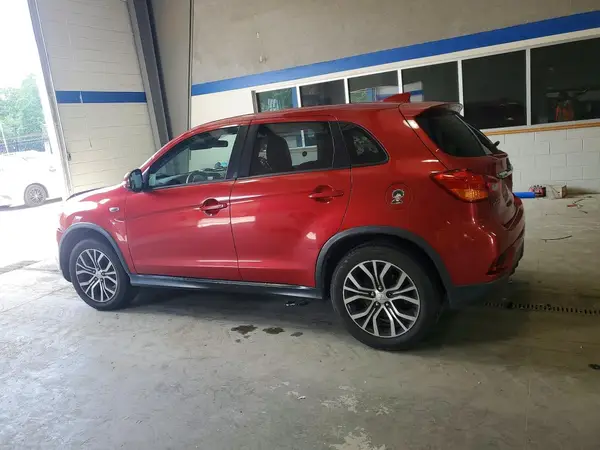 JA4AP3AU8JZ009166 2018 MITSUBISHI OUTLANDER - Image 2
