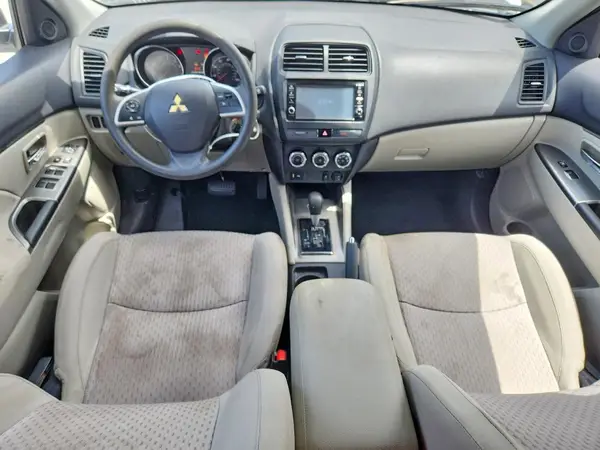 JA4AP3AU8JZ011676 2018 MITSUBISHI OUTLANDER - Image 8