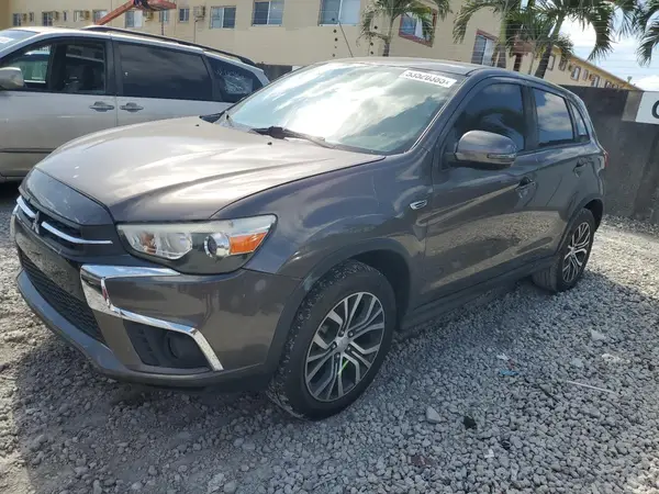 JA4AP3AU8JZ031166 2018 MITSUBISHI OUTLANDER - Image 1
