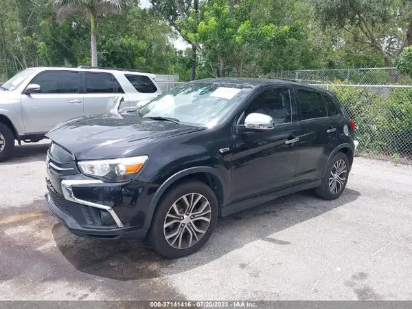 JA4AP3AU8KU004080 2019 MITSUBISHI OUTLANDER - Image 2