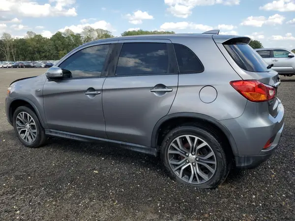 JA4AP3AU8KU004337 2019 MITSUBISHI OUTLANDER - Image 2