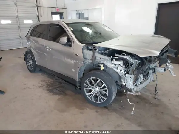 JA4AP3AU8KU004936 2019 MITSUBISHI OUTLANDER - Image 1