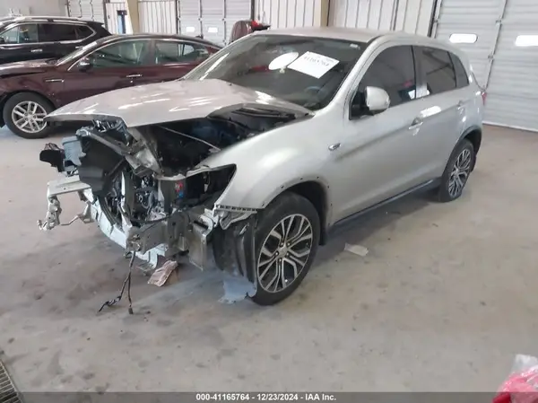 JA4AP3AU8KU004936 2019 MITSUBISHI OUTLANDER - Image 2