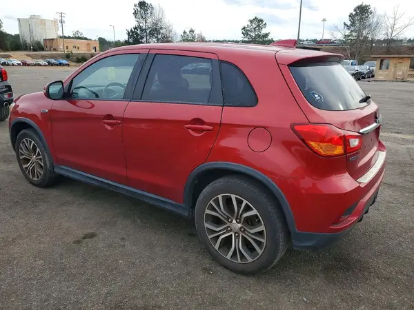 JA4AP3AU8KU005021 2019 MITSUBISHI OUTLANDER - Image 2
