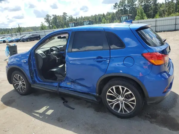 JA4AP3AU8KU006007 2019 MITSUBISHI OUTLANDER - Image 2