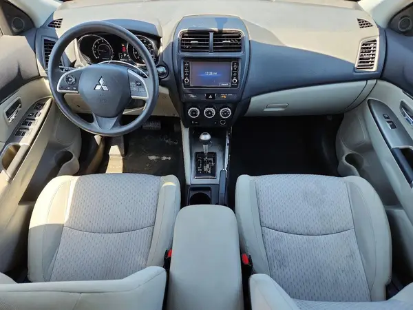 JA4AP3AU8KU006010 2019 MITSUBISHI OUTLANDER - Image 8