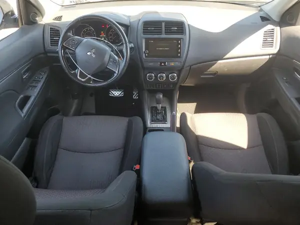 JA4AP3AU8KU008131 2019 MITSUBISHI OUTLANDER - Image 8