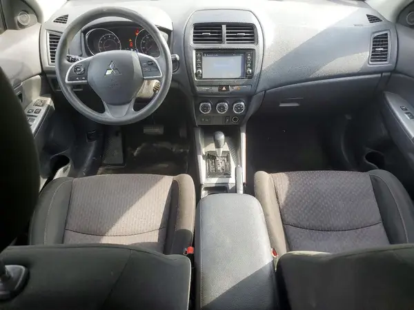 JA4AP3AU8KU011112 2019 MITSUBISHI OUTLANDER - Image 8