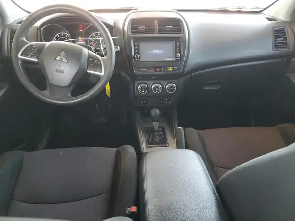 JA4AP3AU8KU017900 2019 MITSUBISHI OUTLANDER - Image 8