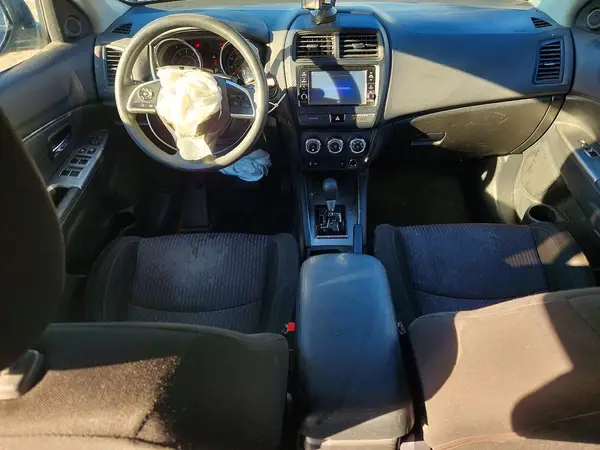 JA4AP3AU8KU017962 2019 MITSUBISHI OUTLANDER - Image 8