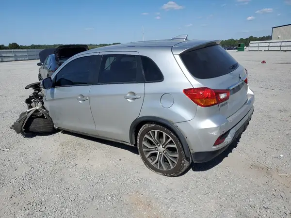 JA4AP3AU8KU028895 2019 MITSUBISHI OUTLANDER - Image 2