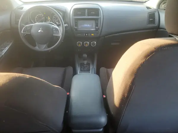 JA4AP3AU8KU030243 2019 MITSUBISHI OUTLANDER - Image 8