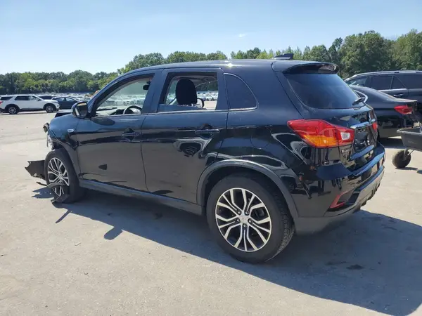 JA4AP3AU8KU030257 2019 MITSUBISHI OUTLANDER - Image 2