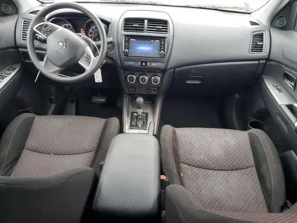 JA4AP3AU8KU032493 2019 MITSUBISHI OUTLANDER - Image 8