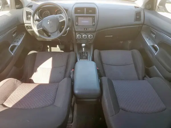 JA4AP3AU8KU034616 2019 MITSUBISHI OUTLANDER - Image 8