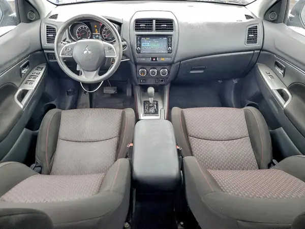 JA4AP3AU8KU034938 2019 MITSUBISHI OUTLANDER - Image 8