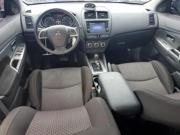 JA4AP3AU8KU035667 2019 MITSUBISHI OUTLANDER - Image 8