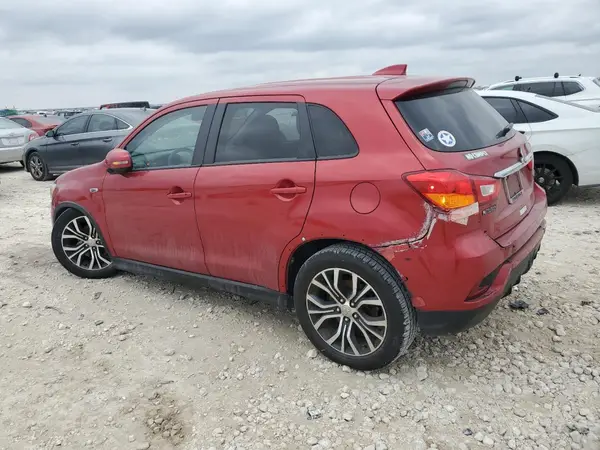 JA4AP3AU8KU035782 2019 MITSUBISHI OUTLANDER - Image 2