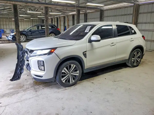 JA4AP3AU8LU004856 2020 MITSUBISHI OUTLANDER - Image 1