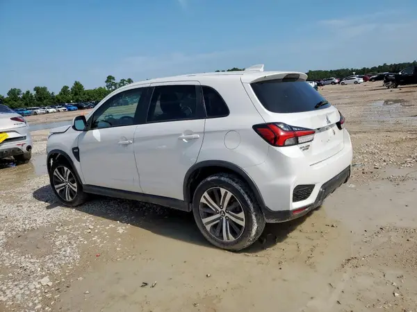 JA4AP3AU8LU006364 2020 MITSUBISHI OUTLANDER - Image 2