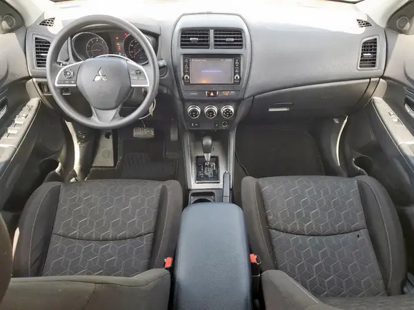 JA4AP3AU8LU006364 2020 MITSUBISHI OUTLANDER - Image 8