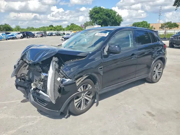 JA4AP3AU8LU016974 2020 MITSUBISHI OUTLANDER - Image 1