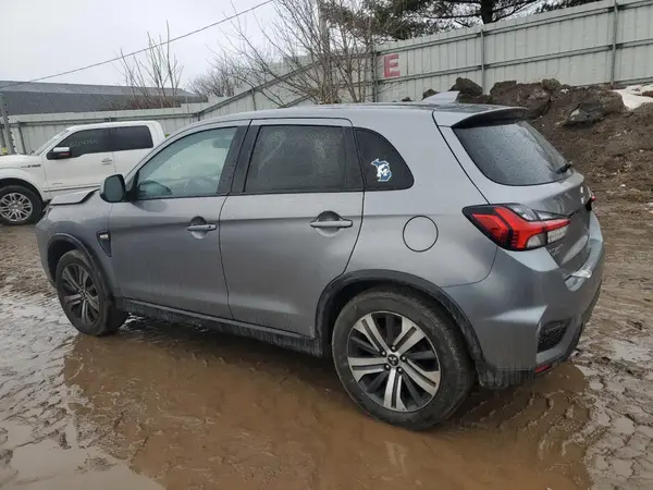 JA4AP3AU8LU017493 2020 MITSUBISHI OUTLANDER - Image 2
