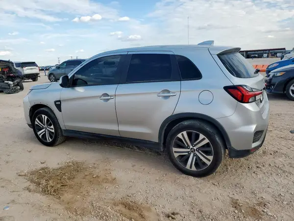 JA4AP3AU8LU017512 2020 MITSUBISHI OUTLANDER - Image 2