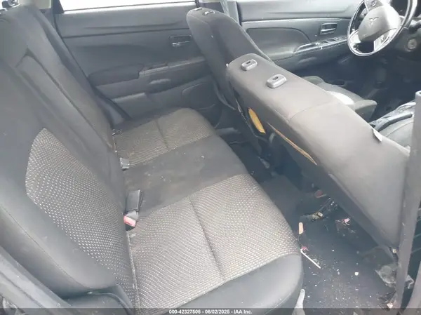 JA4AP3AU9GZ028530 2016 MITSUBISHI OUTLANDER - Image 8