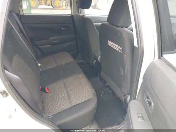 JA4AP3AU9GZ031167 2016 MITSUBISHI OUTLANDER - Image 8