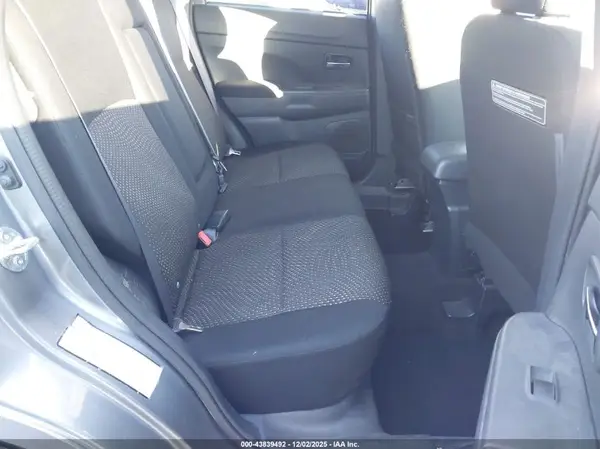 JA4AP3AU9GZ048762 2016 MITSUBISHI OUTLANDER - Image 8