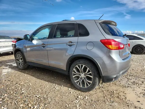 JA4AP3AU9GZ049846 2016 MITSUBISHI OUTLANDER - Image 2