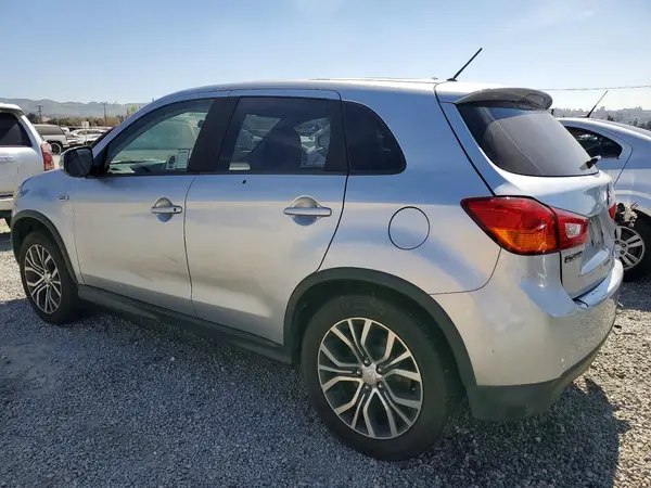 JA4AP3AU9GZ052990 2016 MITSUBISHI OUTLANDER - Image 2