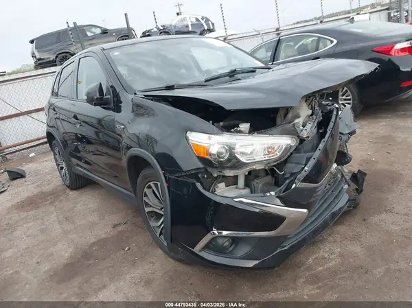 JA4AP3AU9HZ003175 2017 MITSUBISHI OUTLANDER - Image 1