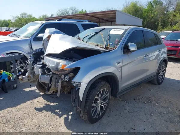 JA4AP3AU9HZ047208 2017 MITSUBISHI OUTLANDER - Image 2