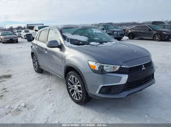 JA4AP3AU9HZ047788 2017 MITSUBISHI OUTLANDER - Image 1