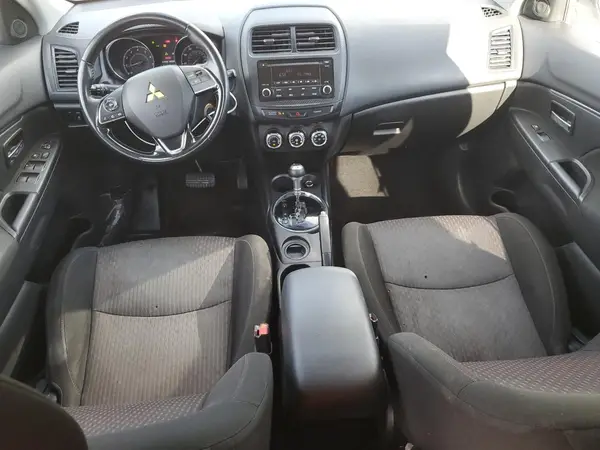 JA4AP3AU9HZ053462 2017 MITSUBISHI OUTLANDER - Image 8