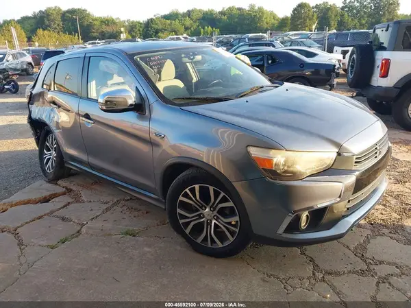 JA4AP3AU9HZ063358 2017 MITSUBISHI OUTLANDER - Image 1